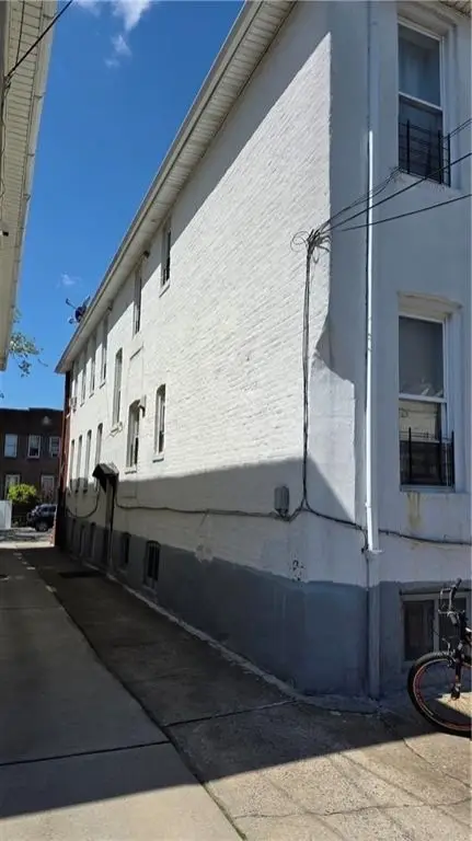 Picture 10