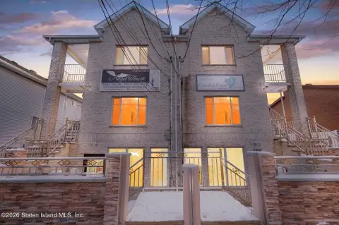 Staten Island Commercial Space Available