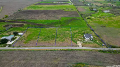 Unrestricted Residential Land in Seguin