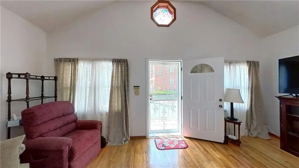 Picture 8