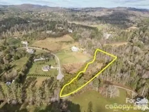 Hendersonville Estate Lot For Sale