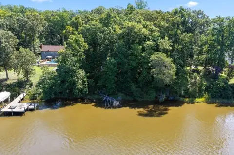 Deep-Water Creekfront Land