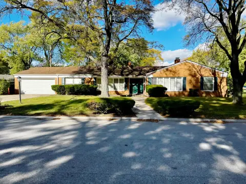 Merrillville Duplex with Open Concept