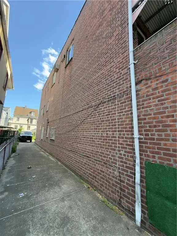 Picture 5
