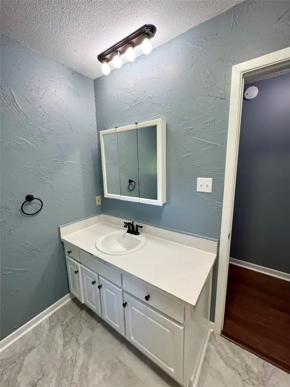 Picture 27