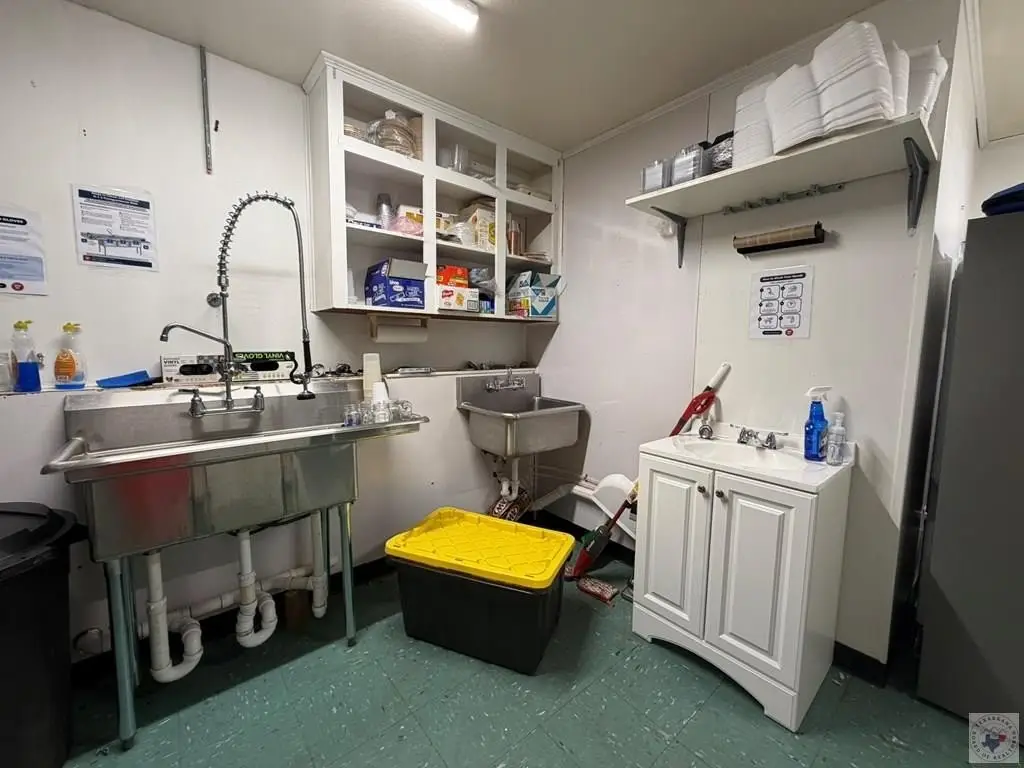 Picture 28