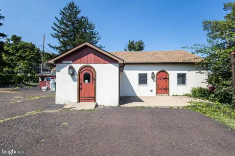 Freestanding Building in Bucks County