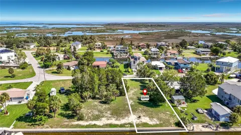 Canal-Front Waterfront Land