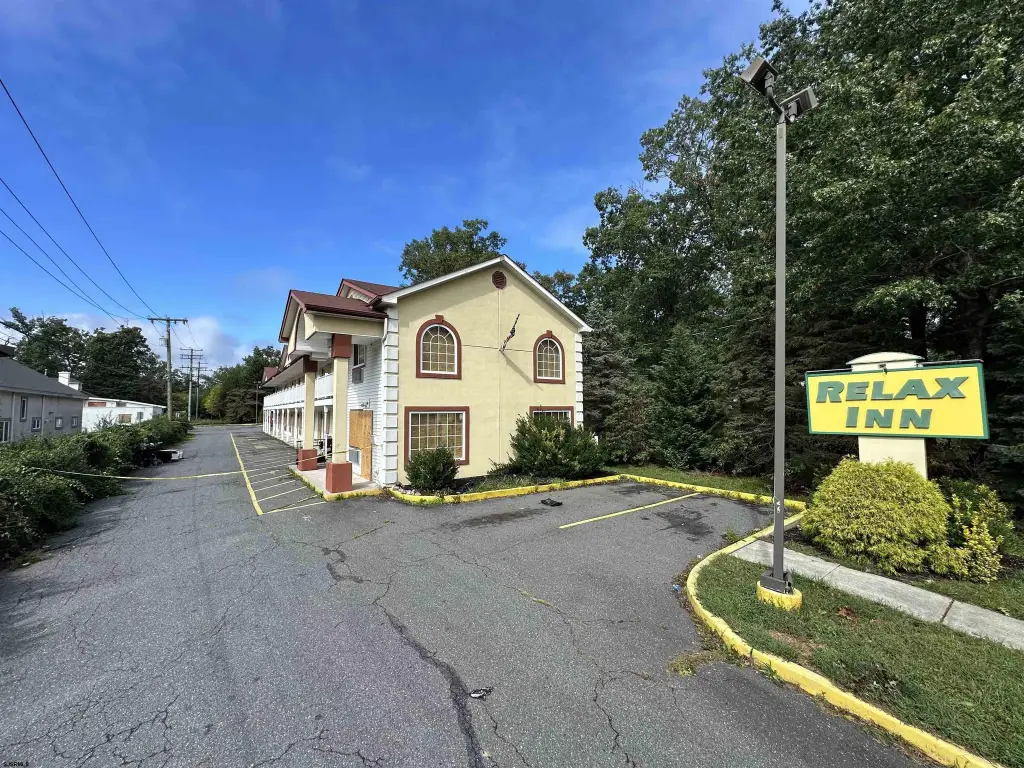 739 S 2Nd Ave, Galloway Township, NJ 08205