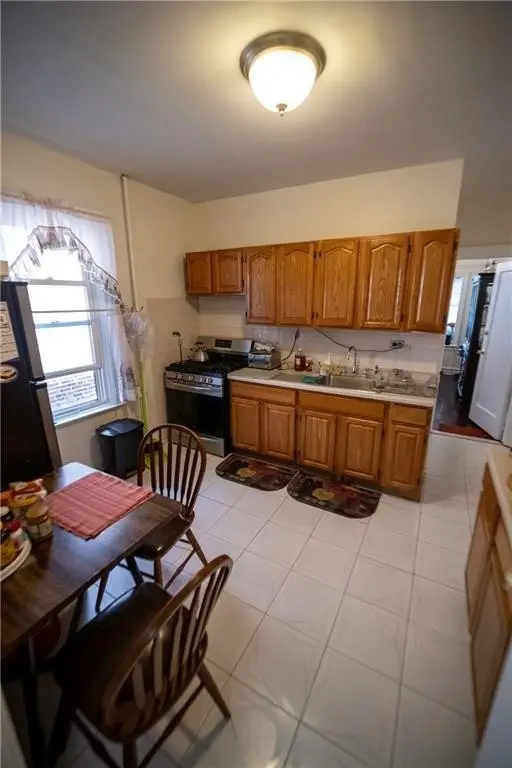 Picture 12