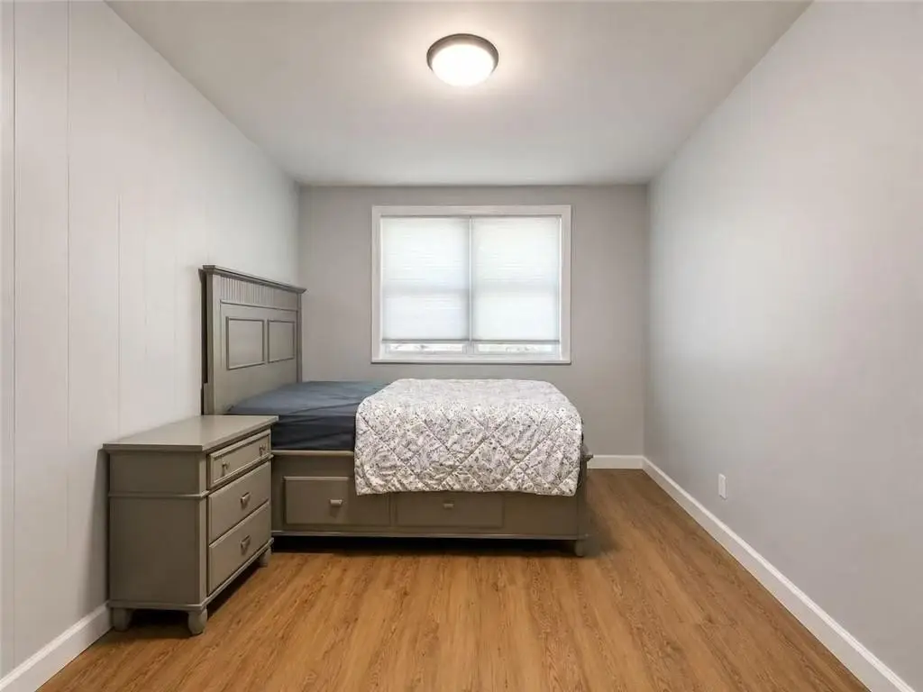 Picture 12