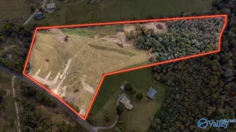 Sylvania Acreage with Creek Frontage