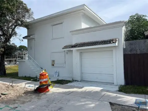 West Palm Beach Duplex Opportunity
