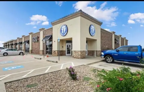Flexible-Suite Retail Shopping Center
