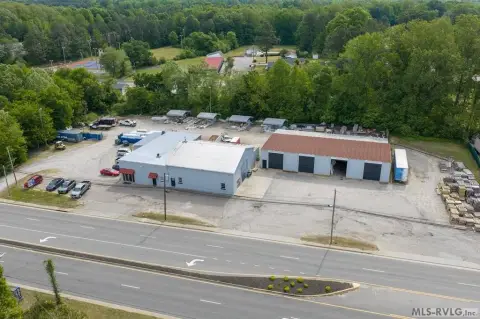 Warehouse Complex with Loading Docks