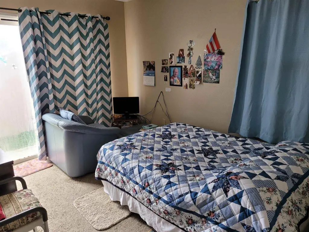 Picture 19