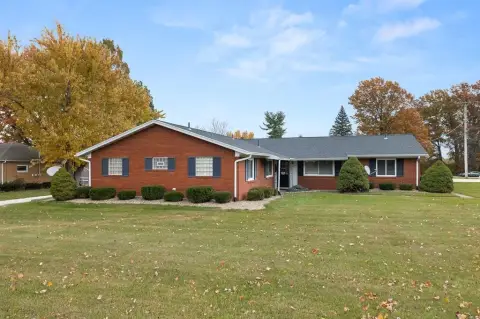 Well-Maintained Triplex on Large Lot