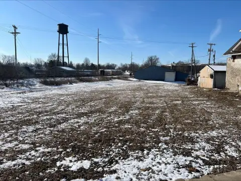 Commercial Lot in Downtown Shelby