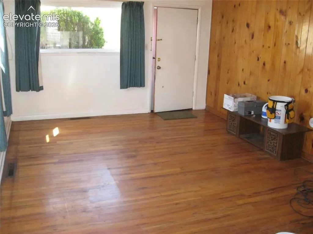 Picture 8