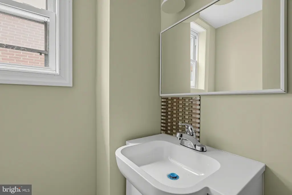 Picture 30