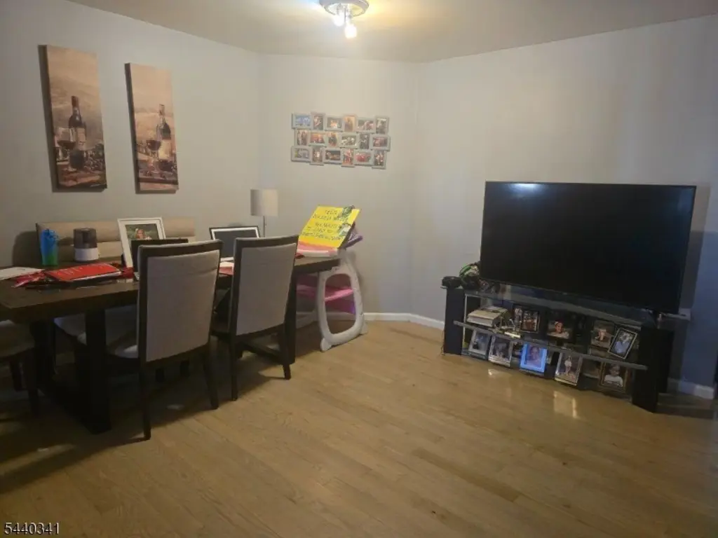 Picture 17