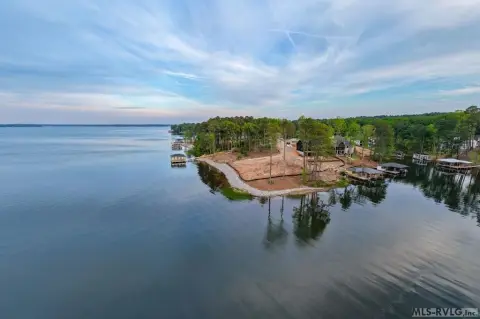 Lake Gaston Waterfront Point Lot
