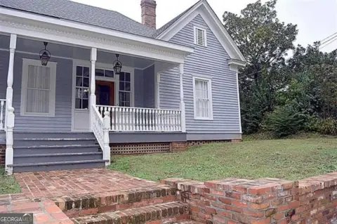 Historic Multifamily Residence