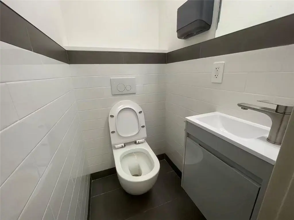 Picture 12