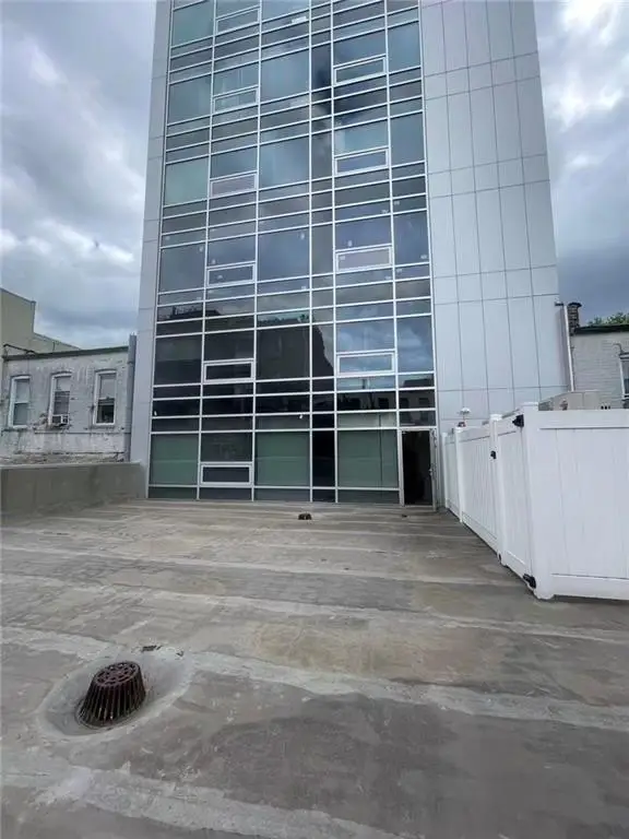Picture 19