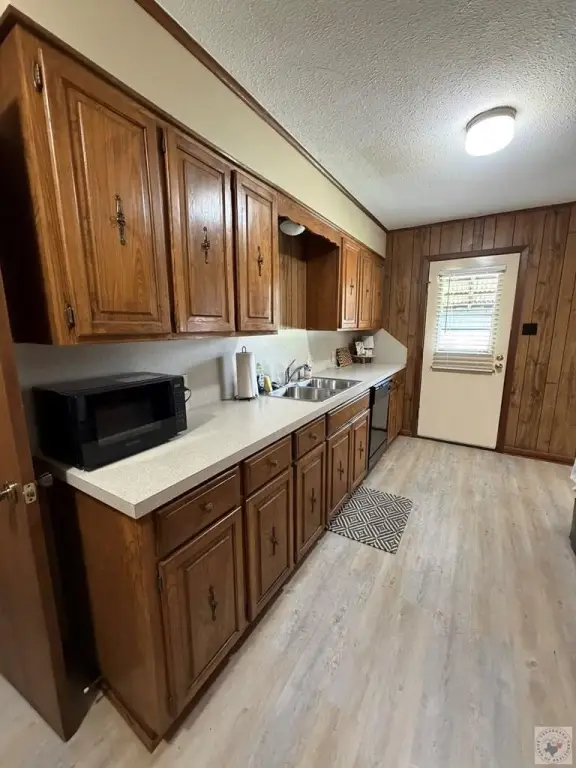 Picture 9