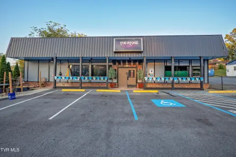 Equipped Conventional Restaurant Property