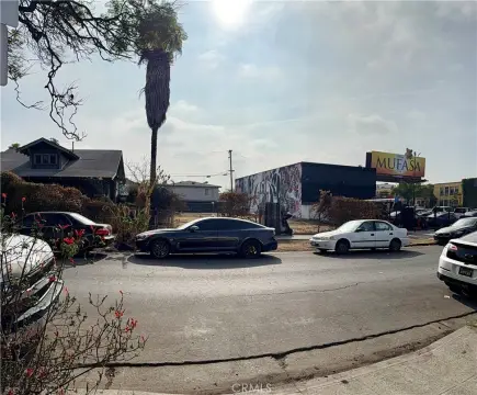 Hollywood Development Opportunity: 19,539 SF