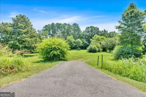 Commercially Zoned Land Near Downtown