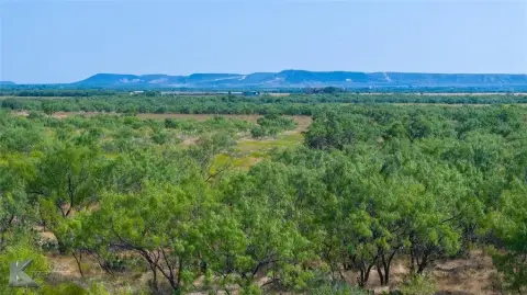 Abilene Land with Mountain Views