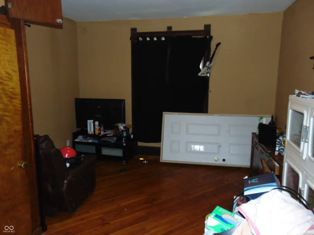 Picture 11