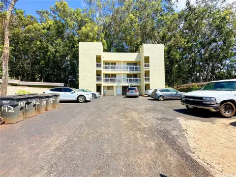 Wahiawa 11-Unit Apartment Building