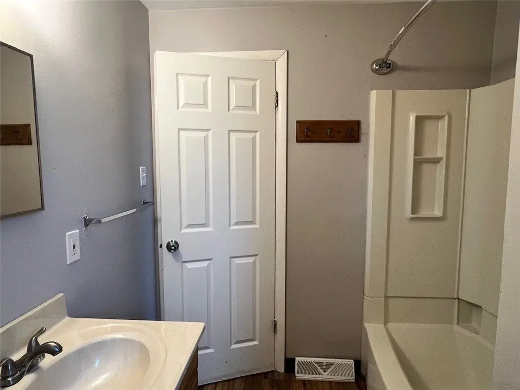 Picture 30