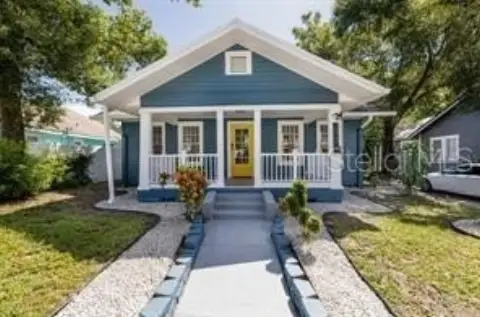 Orlando Triplex: Investment Opportunity