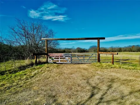5 Acre Country Lot with Shop