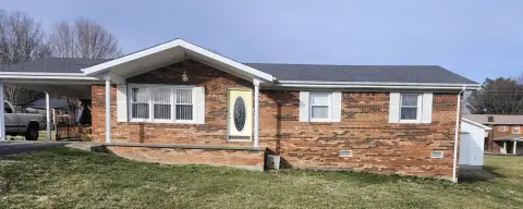 Brick Home Near Green County Schools