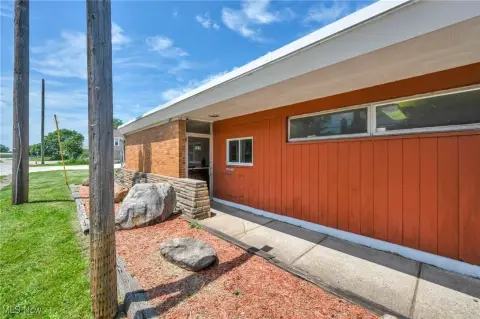 Lorain Commercial Property For Sale