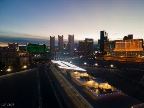 Las Vegas High-Rise Condo