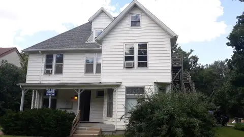 Vintage Apartment Building Near University