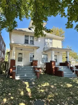 Renovated Duplex on Tree-Lined Boulevard