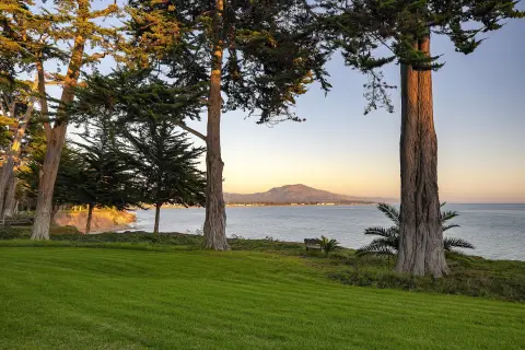 Bluff-Top Estate Site in Carpinteria
