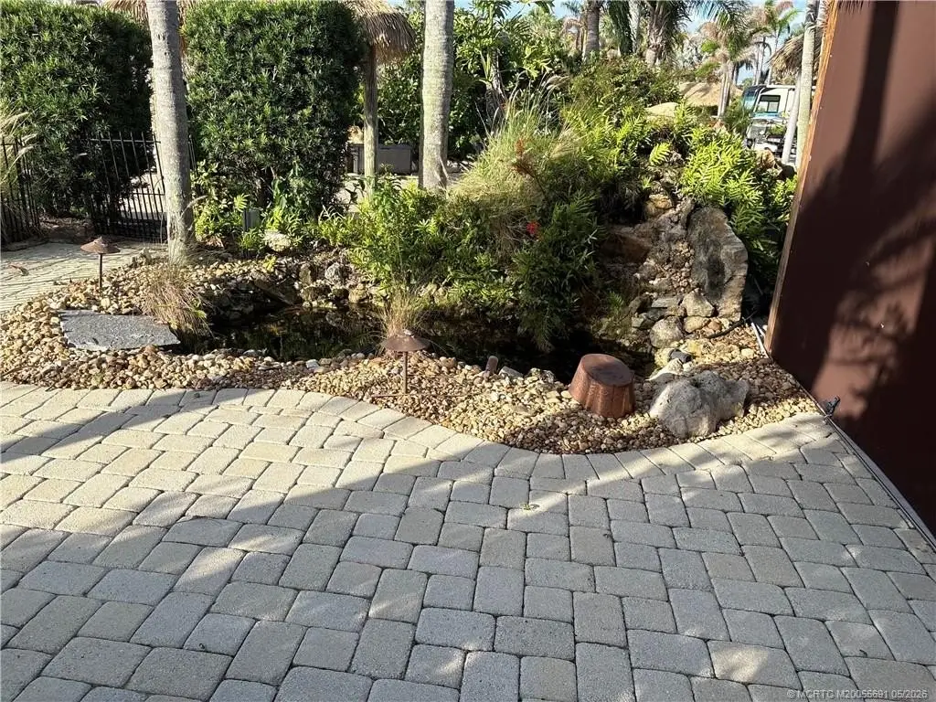 Picture 8