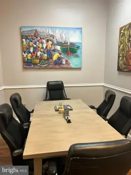 Office Unit with Garage Parking