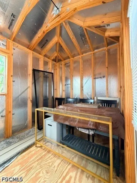 Picture 4