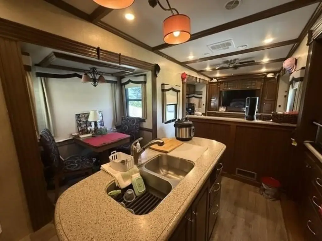 Picture 7