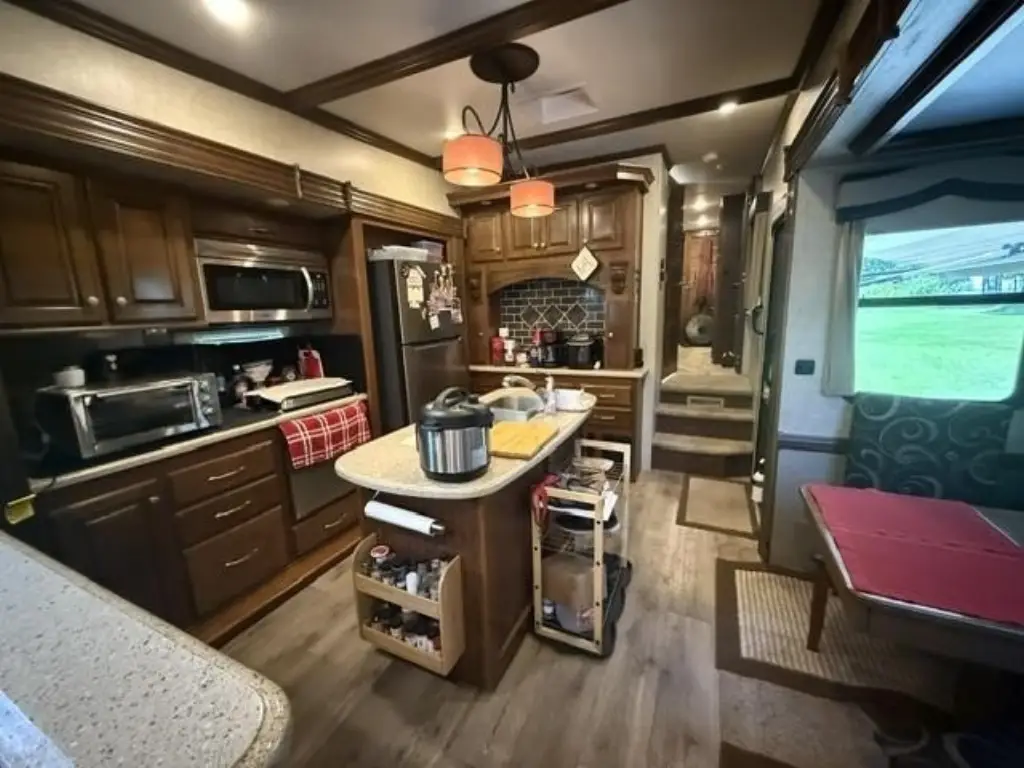 Picture 10
